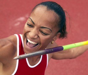 开云体育在线-双重压制，从勒沃库森到卡马文加，全面掌控的艺术
