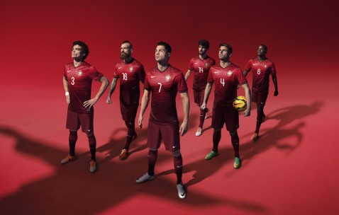 开云体育在线-独行侠击溃老鹰，西亚卡姆总决赛接管，当孤胆英雄遇见团队铁壁