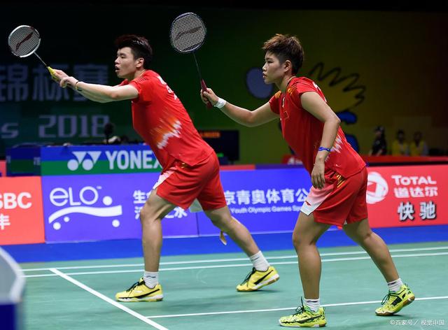 韩国队鏖战丹麦队，黄鸭组合带队取胜