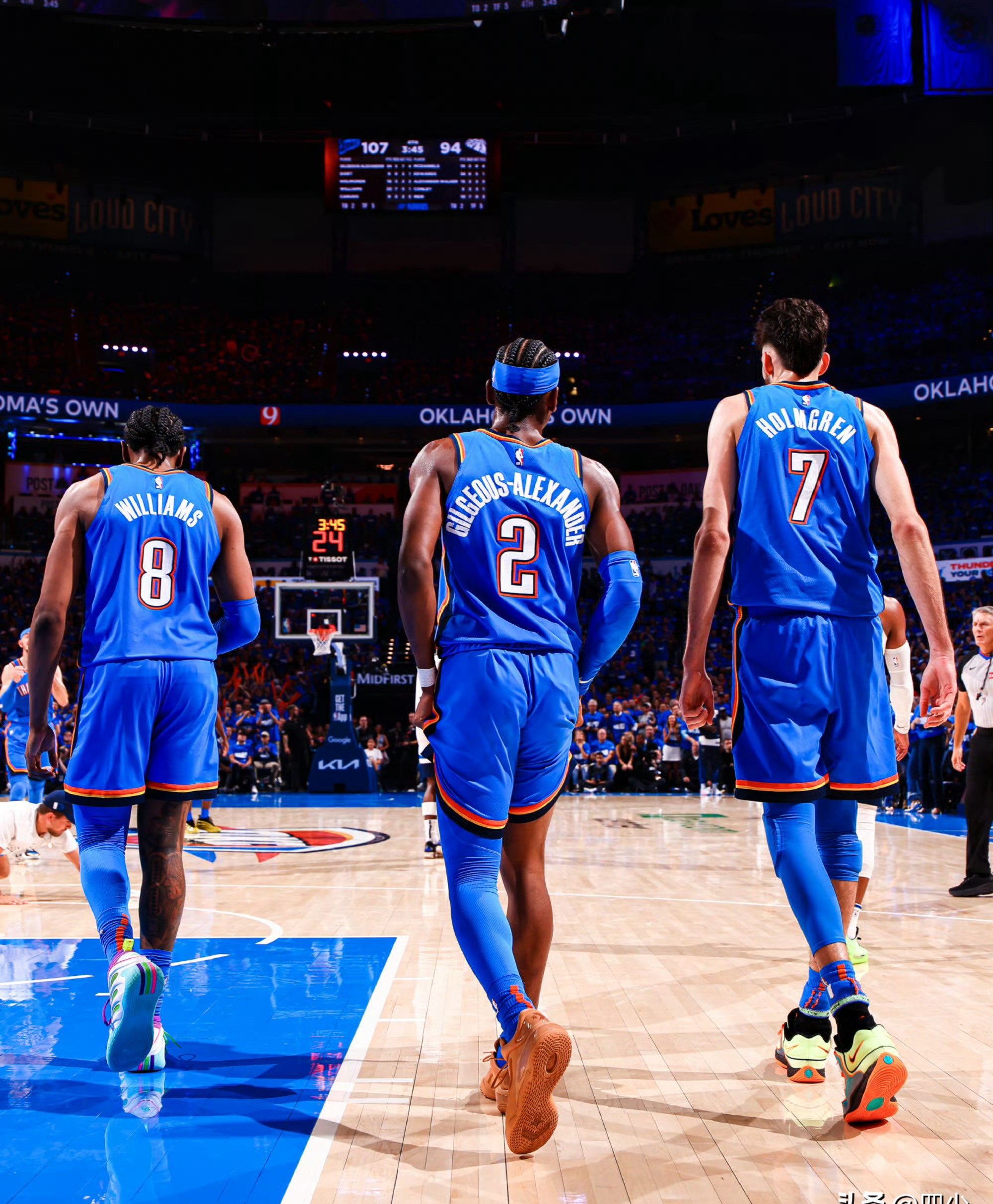 快船客场击败勇士，背靠背连胜走出低谷