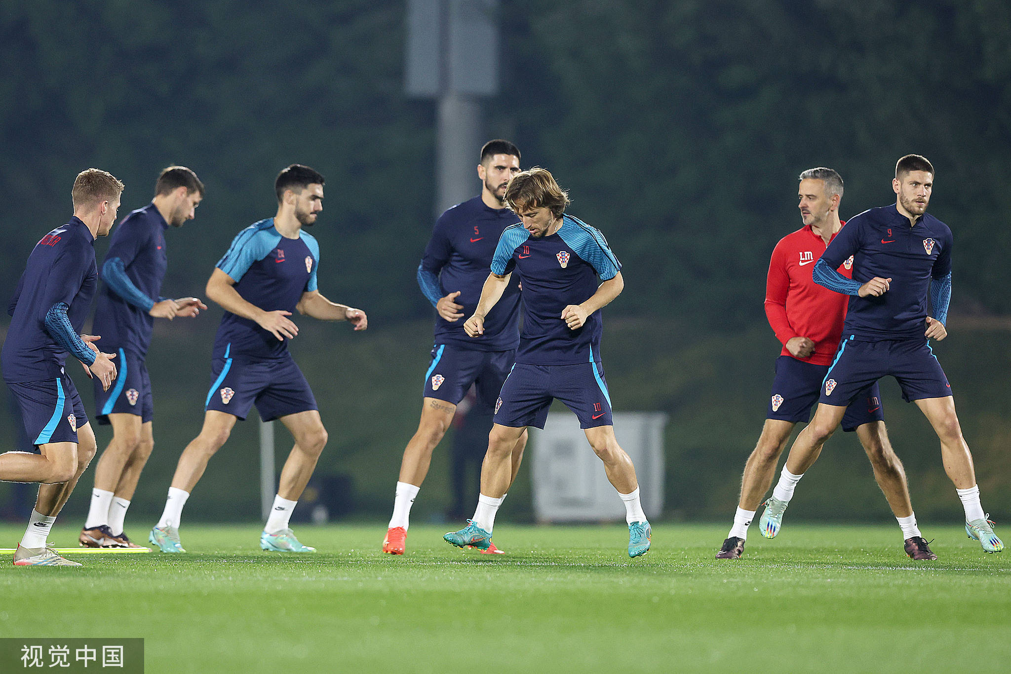 克罗地亚大比分胜出,小组积分榜第一 克罗地亚大比分胜出,小组积分榜第一