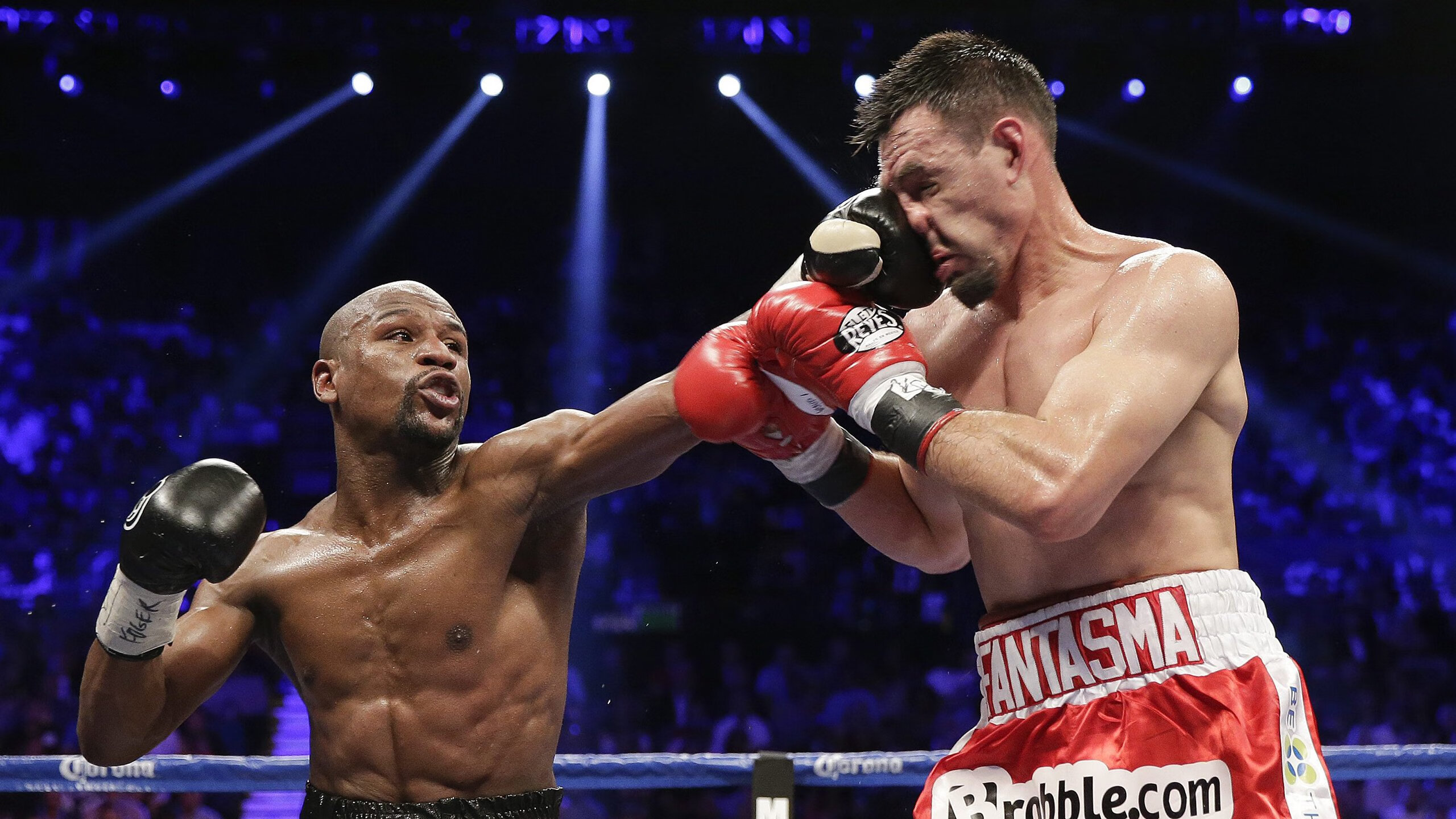 拉梅洛攻防两端统治,雄鹿生死战取胜新疆队